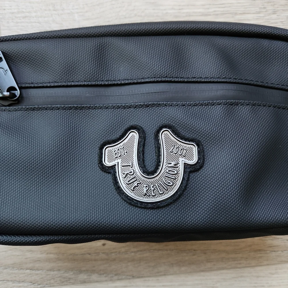 True Religion Rain Black Toiletry Bag Mens One Size Nwt